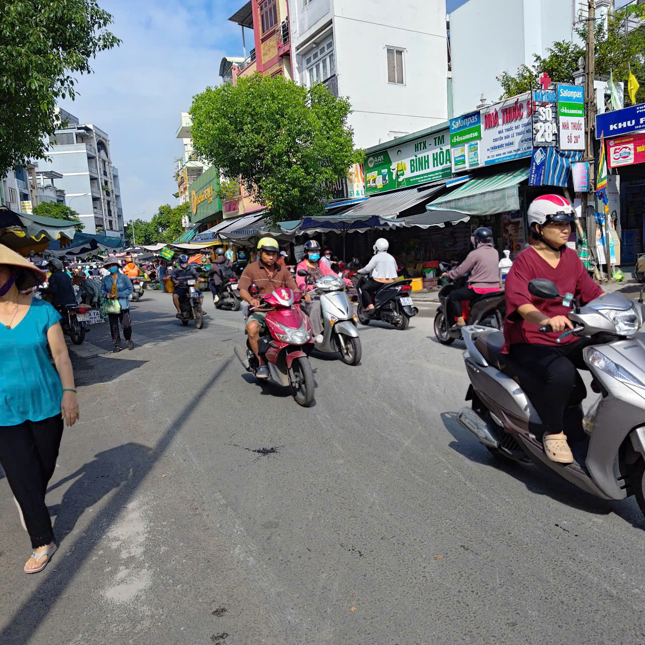 NHÀ MỚI Ở NGAY TẠI ĐƯỜNG HOÀNG HOA THÁM DIỆN TÍCH 53 M2 GIÁ CHỈ 6,5 TỶ